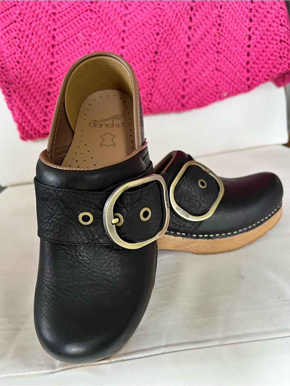 Dansko Pearson Buckle strap clogs in black tumbled leather like new size 37.